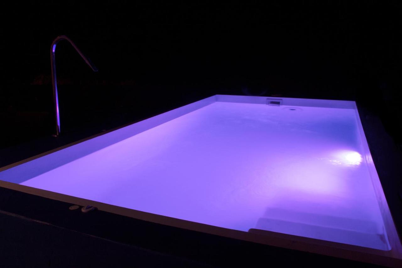 Casa Alba, Con Piscina-spa Climatizada Hasta 34º Gratuito Y Vistas Al Mar Puntallana