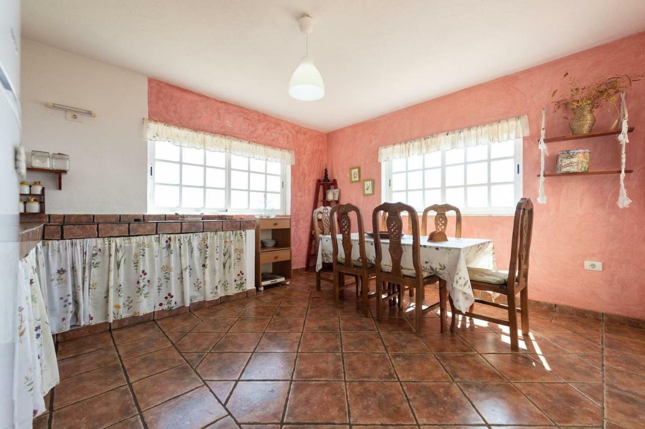 Casa Alba, Con Piscina-spa Climatizada Hasta 34º Gratuito Y Vistas Al Mar Puntallana