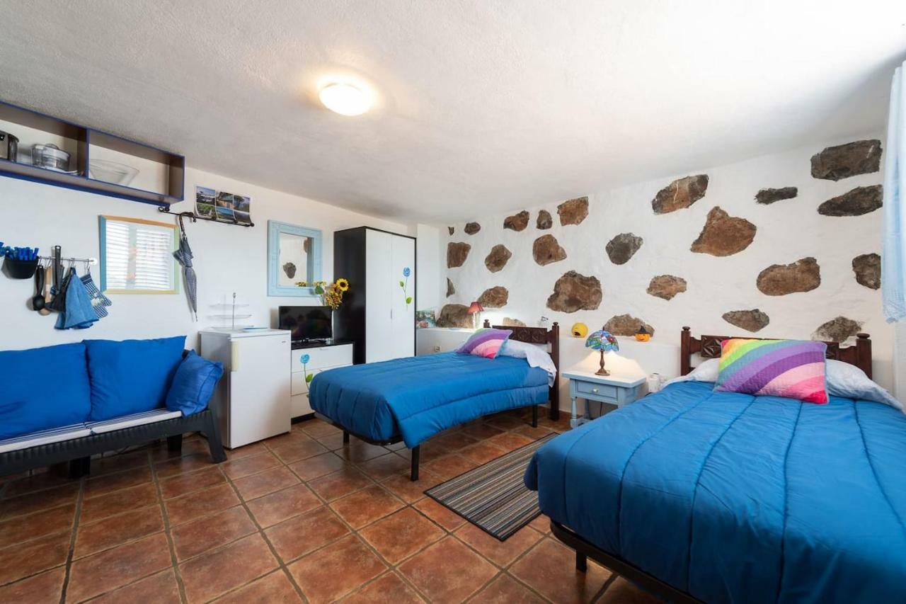 Casa Alba, Con Piscina-spa Climatizada Hasta 34º Gratuito Y Vistas Al Mar Holiday home